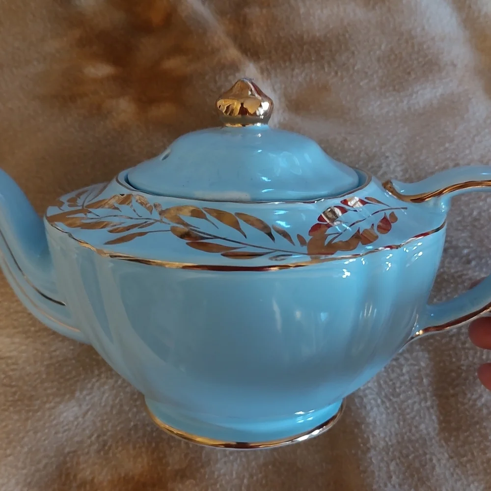 Sadler England Luxurious Sky Blue Ceramic and Gold Teapot Signed